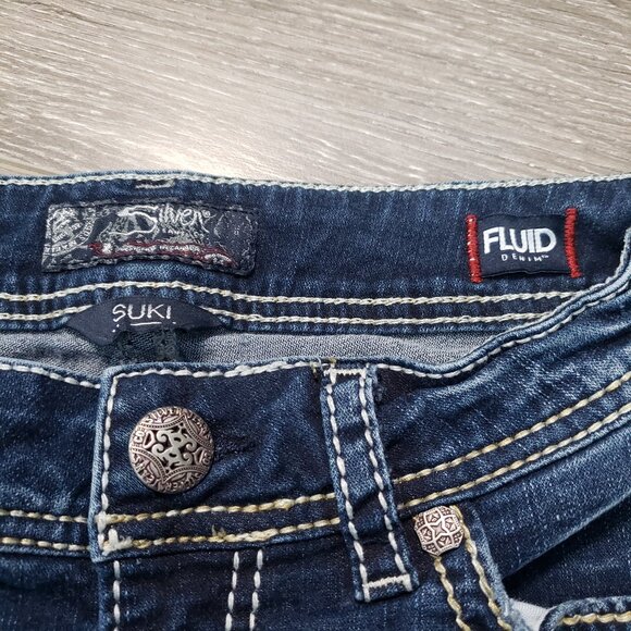 Like 🆕 Silver Jeans - Suki Mid Capris - Picture 6 of 13